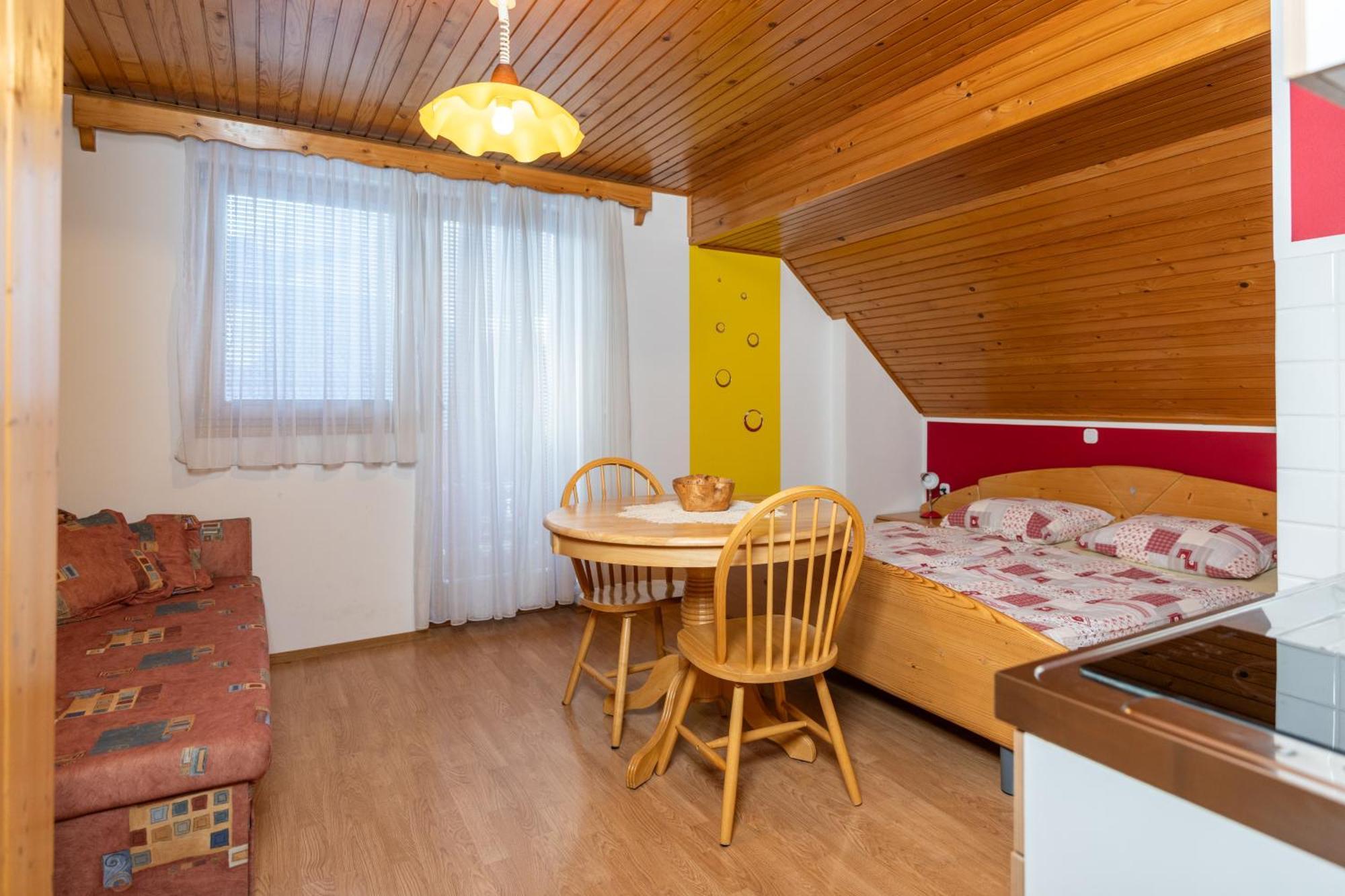 And Hodnik Slavko Bohinj